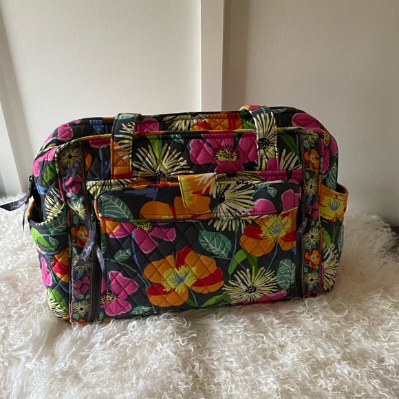 Vera Bradley Handbags - NEW- Vera Bradley Flowered Diaper Bag w/ Changing
